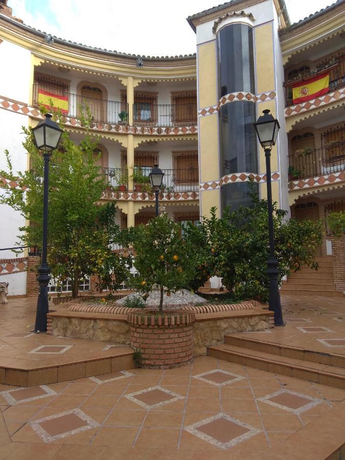 Arco De Villalar 巴埃萨 外观 照片